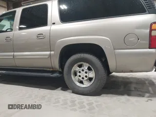 2002 Chevrolet Suburban LT with VIN 3GNFK16ZX2G296571, listed as a IAAI auction lot 41979801 with 180,144 mi miles. Bid and sale history available at carsss.com. Image 6.
