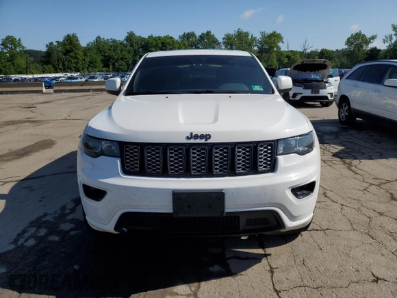2018 Jeep Grand Cherokee Laredo with VIN 1C4RJFAG2JC117744, listed as a Copart auction lot 60881105 with 109,601 mi miles and Salvage title. Bid and sale history available at DreamBid. Image 5.