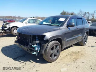 2015 Jeep Grand Cherokee Altitude with VIN 1C4RJFAG4FC115470, listed as a IAAI auction lot 41718092 with 95,082 mi miles. Bid and sale history available at carsss.com. Image 18.