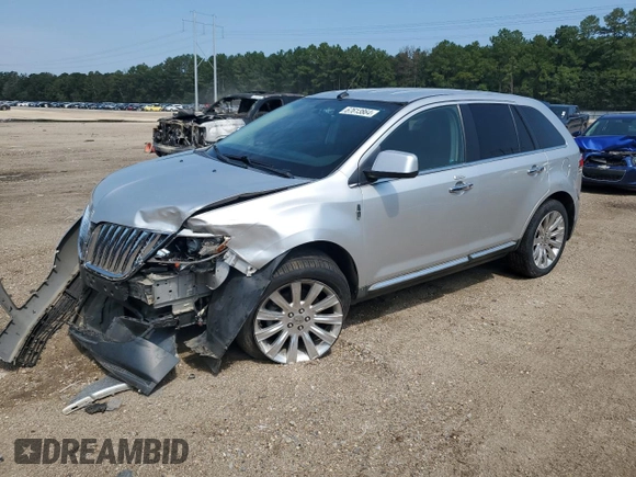 2011 Lincoln MKX with VIN 2LMDJ6JK0BBJ05933, listed as a Copart auction lot 88883465 with 236,069 mi miles and Salvage Title. Bid and sale history available at carsss.com. Image 1.