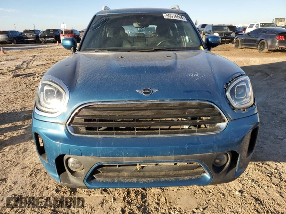 2022 MINI Countryman Cooper with VIN WMZ43BR06N3N37520, listed as a Copart auction lot 80974084 with 31,037 mi miles and Salvage title. Bid and sale history available at DreamBid. Image 5.