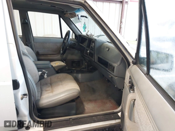 1991 Jeep Cherokee с VIN 1J4FJ58S0ML593142, выставлен на аукционе IAAI как лот 40894329 с пробегом 289 321 миль миль и . История ставок и продаж доступна на DreamBid. Изображение 5.