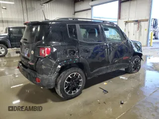 2023 Jeep Renegade Trailhawk with VIN ZACNJDC18PPP32439, listed as a Copart auction lot 43872655 with 21,440 mi miles and Salvage title. Bid and sale history available at DreamBid. Image 3.
