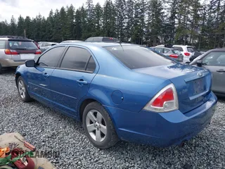 2009 Ford Fusion SE with VIN 3FAHP07129R174071, listed as a IAAI auction lot 41849832 with 208,463 mi miles. Bid and sale history available at carsss.com. Image 3.