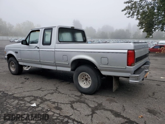 1992 Ford F-150 with VIN 1FTEX14H2NKB15766, listed as a Copart auction lot 77137644 with Not Provided miles and Salvage Title. Bid and sale history available at DreamBid. Image 2.