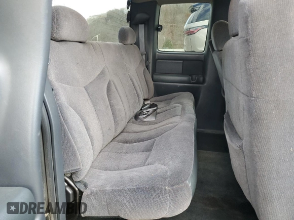 2000 GMC New Sierra 1500 SLE with VIN 2GTEK19T6Y1127628, listed as a Copart auction lot 80293634 with 190,103 mi miles and Salvage Title. Bid and sale history available at carsss.com. Image 10.