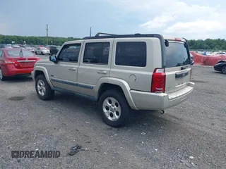 2008 Jeep Commander Sport с VIN 1J8HG48K68C181913, выставлен на аукционе IAAI как лот 42620491 с пробегом 192 384 миль миль и . История ставок и продаж доступна на DreamBid. Изображение 3.