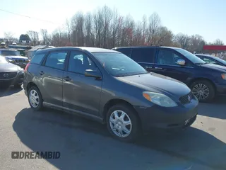 2004 Toyota Matrix Std with VIN 2T1LR32E24C231507, listed as a IAAI auction lot 41764876 with 183,568 mi miles. Bid and sale history available at carsss.com. Image 1.