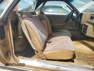 1978 Chevrolet El Camino z VIN 1W80L8Z444623, wystawiony jako Copart lot #76858374 z przebiegiem Nie podano mil oraz Szkoda całkowita • Salvage title. Historia ofert i sprzedaży dostępna na DreamBid. Obrazek 10.