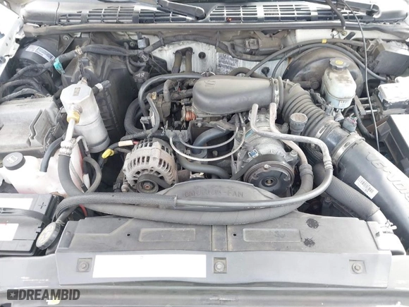 2003 GMC Sonoma SLS with VIN 1GTCS19X438272277, listed as a IAAI auction lot 41554041 with 168,682 mi miles. Bid and sale history available at carsss.com. Image 10.