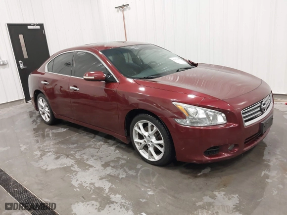 2012 Nissan Maxima 3.5 SV with VIN 1N4AA5AP0CC847121, listed as a IAAI auction lot 41470500 with 149,708 mi miles. Bid and sale history available at carsss.com. Image 1.