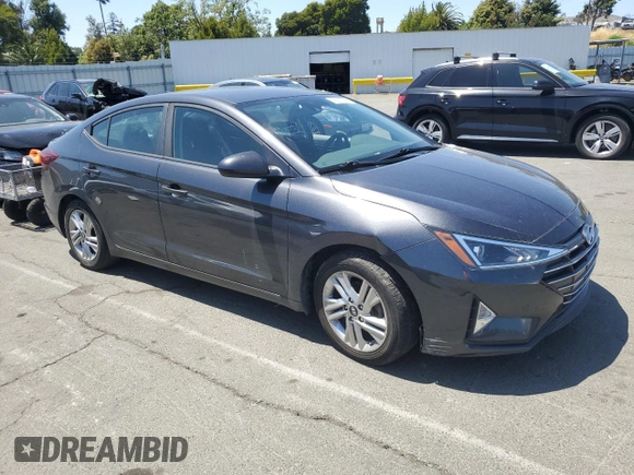 2020 Hyundai Elantra SEL z VIN 5NPD84LF2LH571899, wystawiony jako Copart lot #56017055 z przebiegiem 86 458 mil mil oraz Szkoda całkowita • Salvage title. Historia ofert i sprzedaży dostępna na DreamBid. Obrazek 4.