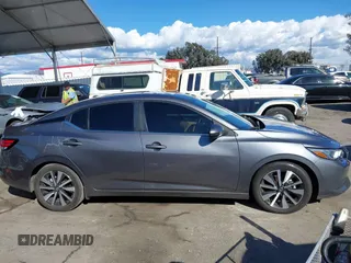 2022 Nissan Sentra SV with VIN 3N1AB8CVXNY306188, listed as a IAAI auction lot 41746329 with 22,975 mi miles. Bid and sale history available at carsss.com. Image 13.