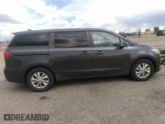 2017 Kia Sedona LX with VIN KNDMB5C18H6218659, listed as a IAAI auction lot 42135552 with 157,263 mi miles. Bid and sale history available at carsss.com. Image 13.