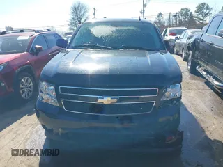 2008 Chevrolet Suburban 3LT с VIN 3GNFC16058G192836, выставлен на аукционе IAAI как лот 41474966 с пробегом 116 772 миль миль и . История ставок и продаж доступна на DreamBid. Изображение 12.
