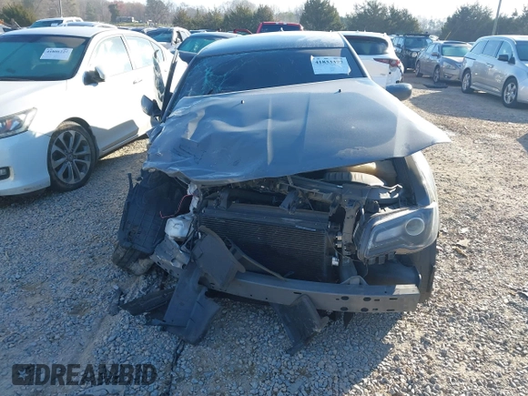 2019 Chrysler 300 with VIN 2C3CCABG5KH708249, listed as a IAAI auction lot 41833377 with 90,448 mi miles. Bid and sale history available at carsss.com. Image 13.