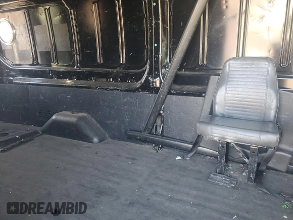 2019 Ford Transit with VIN 1FTBW3XM9KKA29912, listed as a Copart auction lot 83702114 with 99,090 mi miles and Clean title. Bid and sale history available at DreamBid. Image 11.