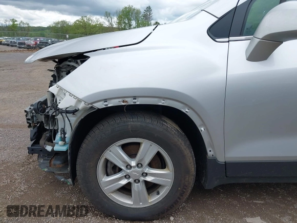 2019 Chevrolet Trax LT z VIN 3GNCJLSB4KL256651, wystawiony jako IAAI lot #42179904 z przebiegiem 132 143 mil mil oraz . Historia ofert i sprzedaży dostępna na DreamBid. Obrazek 19.