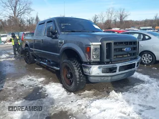 2008 Ford Super Duty F-250 SRW XL with VIN 1FTSW21508EC67716, listed as a IAAI auction lot 41293935 with 163,947 mi miles. Bid and sale history available at carsss.com. Image 1.