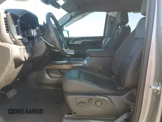 2025 Chevrolet Silverado 1500 with VIN 2GCUKEED7S1137500, listed as a Copart auction lot 45814665 with 3,489 mi miles and Salvage Title. Bid and sale history available at DreamBid. Image 7.