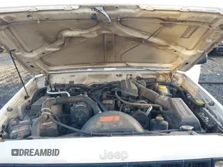 2000 Jeep Cherokee z VIN 1J4FF28P6YL132738, wystawiony jako IAAI lot #41382855 z przebiegiem 196 213 mil mil oraz . Historia ofert i sprzedaży dostępna na DreamBid. Obrazek 10.