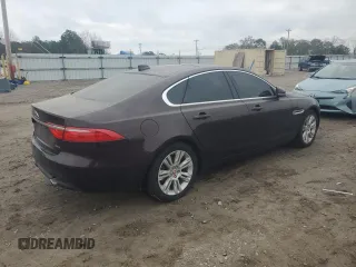 2017 Jaguar XF 35t Premium with VIN SAJBD4BV1HCY27546, listed as a Copart auction lot 86056234 with 102,932 mi miles and Clean Title. Bid and sale history available at carsss.com. Image 3.