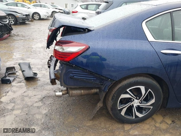 2017 Honda Accord Sedan LX with VIN 1HGCR2F32HA264571, listed as a IAAI auction lot 41476685 with NaN miles. Bid and sale history available at carsss.com. Image 19.