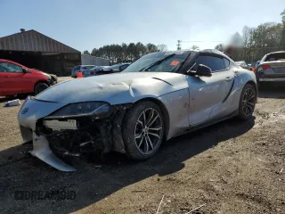 2021 Toyota GR Supra 2.0 with VIN WZ1DB2C00MW037881, listed as a Copart auction lot 86379904 with 0 mi miles and Salvage Title. Bid and sale history available at carsss.com. Image 1.