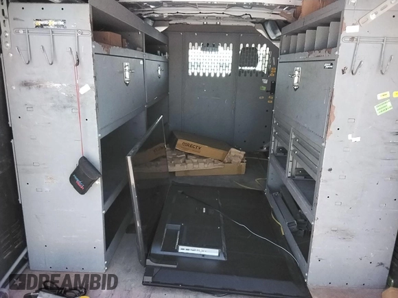 2016 Ford Transit Cargo с VIN 1FTYE1YM0GKB48939, выставлен на аукционе IAAI как лот 42511083 с пробегом 285 936 миль миль и . История ставок и продаж доступна на DreamBid. Изображение 18.
