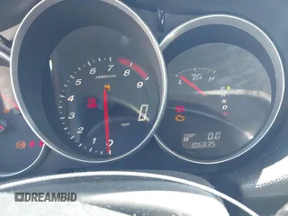 2005 Mazda RX-8 z VIN JM1FE17NX50157626, wystawiony jako IAAI lot #41885669 z przebiegiem 106 835 mil mil oraz . Historia ofert i sprzedaży dostępna na DreamBid. Obrazek 7.