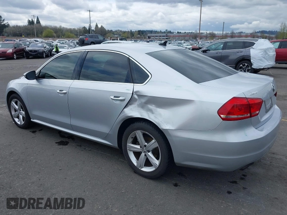 2012 Volkswagen Passat SE with VIN 1VWBP7A36CC005354, listed as a IAAI auction lot 41926270 with 155,493 mi miles. Bid and sale history available at carsss.com. Image 6.