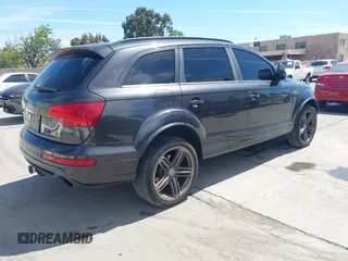2012 Audi Q7 3.0T S line with VIN WA1DGAFEXCD009172, listed as a IAAI auction lot 42029533 with 105,815 mi miles. Bid and sale history available at carsss.com. Image 4.