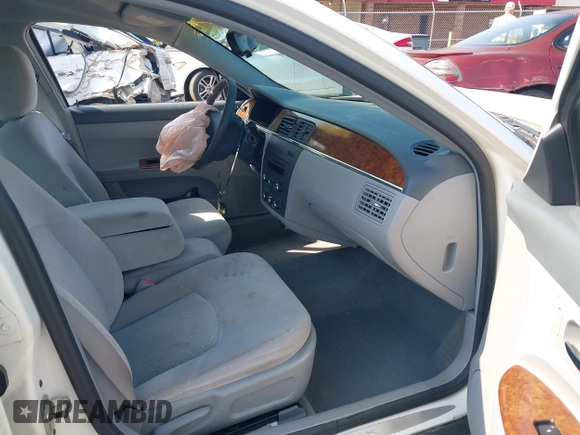 2005 Buick LaCrosse CX with VIN 2G4WC532151260376, listed as a IAAI auction lot 42281365 with 186,232 mi miles and . Bid and sale history available at DreamBid. Image 5.