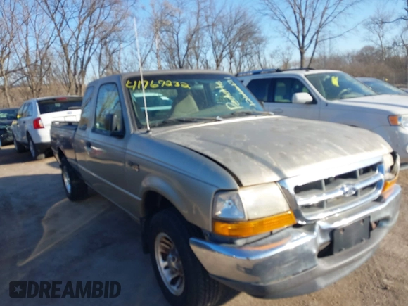 1999 Ford Ranger XLT with VIN 1FTYR14X8XPC09462, listed as a IAAI auction lot 41767232 with 111,103 mi miles. Bid and sale history available at carsss.com. Image 1.