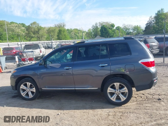2011 Toyota Highlander Limited with VIN 5TDDK3EH7BS068694, listed as a IAAI auction lot 42252513 with 163,816 mi miles and . Bid and sale history available at DreamBid. Image 14.