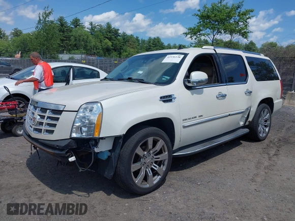 2013 Cadillac Escalade ESV Luxury с VIN 1GYS4HEF1DR228321, выставлен на аукционе IAAI как лот 42536138 с пробегом 160 957 миль миль и . История ставок и продаж доступна на DreamBid. Изображение 19.