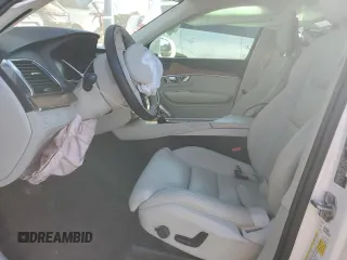 2020 Volvo XC90 Inscription with VIN YV4A221L4L1560943, listed as a Copart auction lot 76095854 with 46,931 mi miles and Salvage title. Bid and sale history available at DreamBid. Image 7.