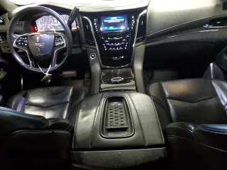 2015 Cadillac Escalade ESV Platinum z VIN 1GYS4UKJ7FR606162, wystawiony jako Copart lot #41988655 z przebiegiem 252 337 mil mil oraz Szkoda całkowita • Salvage title. Historia ofert i sprzedaży dostępna na DreamBid. Obrazek 8.