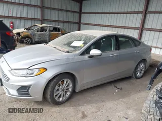 2019 Ford Fusion SE with VIN 3FA6P0HD8KR186392, listed as a IAAI auction lot 41884740 with 64,663 mi miles. Bid and sale history available at carsss.com. Image 15.