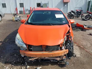 2014 Toyota Prius One z VIN JTDKDTB35E1071850, wystawiony jako IAAI lot #42084093 z przebiegiem 1 731 574 mil mil oraz . Historia ofert i sprzedaży dostępna na DreamBid. Obrazek 13.