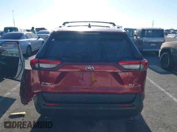 2022 Toyota RAV4 XLE Premium with VIN 2T3C1RFVXNW186053, listed as a IAAI auction lot 40141648 with 7,598 mi miles. Bid and sale history available at carsss.com. Image 16.