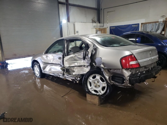 2000 Nissan Altima XE with VIN 1N4DL01D1YC157000, listed as a Copart auction lot 48948545 with 184,582 mi miles and Salvage Title. Bid and sale history available at carsss.com. Image 2.