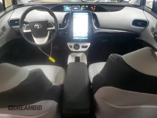 2017 Toyota Prius Plus z VIN JTDKARFP9H3034575, wystawiony jako Copart lot #57501125 z przebiegiem 82 647 mil mil oraz Szkoda całkowita • Salvage title. Historia ofert i sprzedaży dostępna na DreamBid. Obrazek 8.