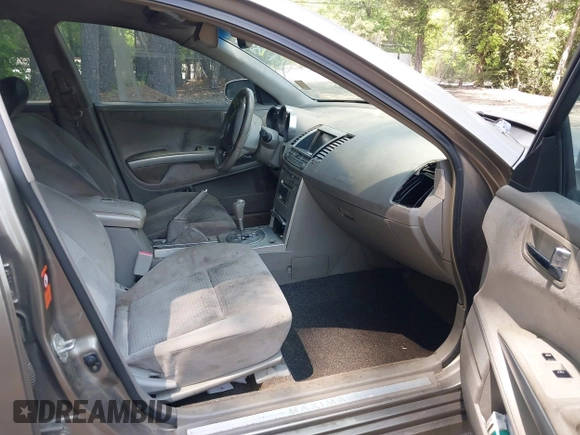 2006 Nissan Maxima SE z VIN 1N4BA41E06C848920, wystawiony jako IAAI lot #42116739 z przebiegiem 156 589 mil mil oraz . Historia ofert i sprzedaży dostępna na DreamBid. Obrazek 5.