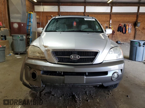 2005 Kia Sorento LX with VIN KNDJC733255467795, listed as a Copart auction lot 54651595 with 190,161 mi miles and Salvage Title. Bid and sale history available at carsss.com. Image 5.
