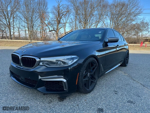 2018 BMW 5 Series M550i xDrive with VIN WBAJB9C55JB035226, listed as a Copart auction lot 53830955 with 156,183 mi miles and Clean Title. Bid and sale history available at carsss.com. Image 2.