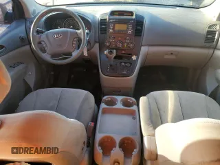 2011 Kia Sedona LX with VIN KNDMG4C78B6410543, listed as a Copart auction lot 73153064 with 149,751 mi miles and Non Repairable. Bid and sale history available at carsss.com. Image 8.