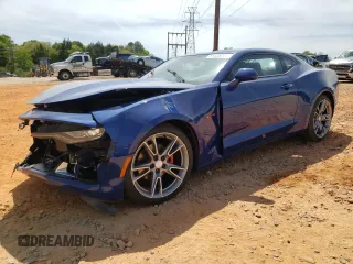 2020 Chevrolet Camaro 1LT z VIN 1G1FB1RX5L0112901, wystawiony jako Copart lot #51435225 z przebiegiem 63 154 mil mil oraz Szkoda całkowita • Salvage title. Historia ofert i sprzedaży dostępna na DreamBid. Obrazek 1.