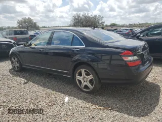 2009 Mercedes-Benz S-Class 5.5L V8 with VIN WDDNG86X39A267179, listed as a Copart auction lot 52216505 with 106,527 mi miles and Salvage Title. Bid and sale history available at carsss.com. Image 2.