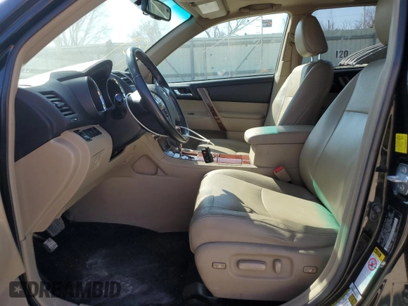 2011 Toyota Highlander Limited with VIN 5TDDK3EH8BS048969, listed as a Copart auction lot 48258085 with 145,180 mi miles and Salvage title. Bid and sale history available at DreamBid. Image 7.